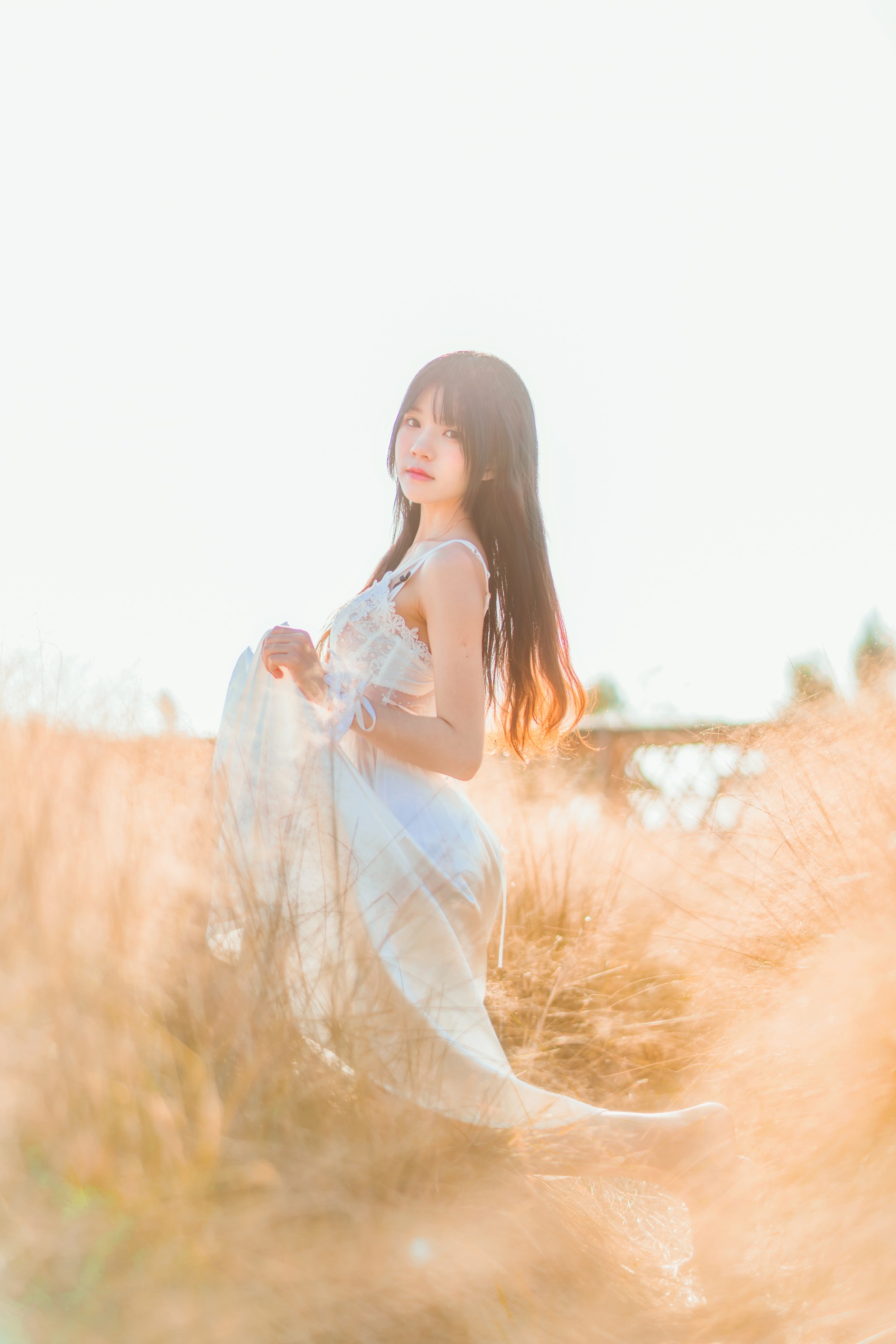 图片[1]-桜桃喵 – NO.015 冬眠 白裙下 [45P]-XikXak